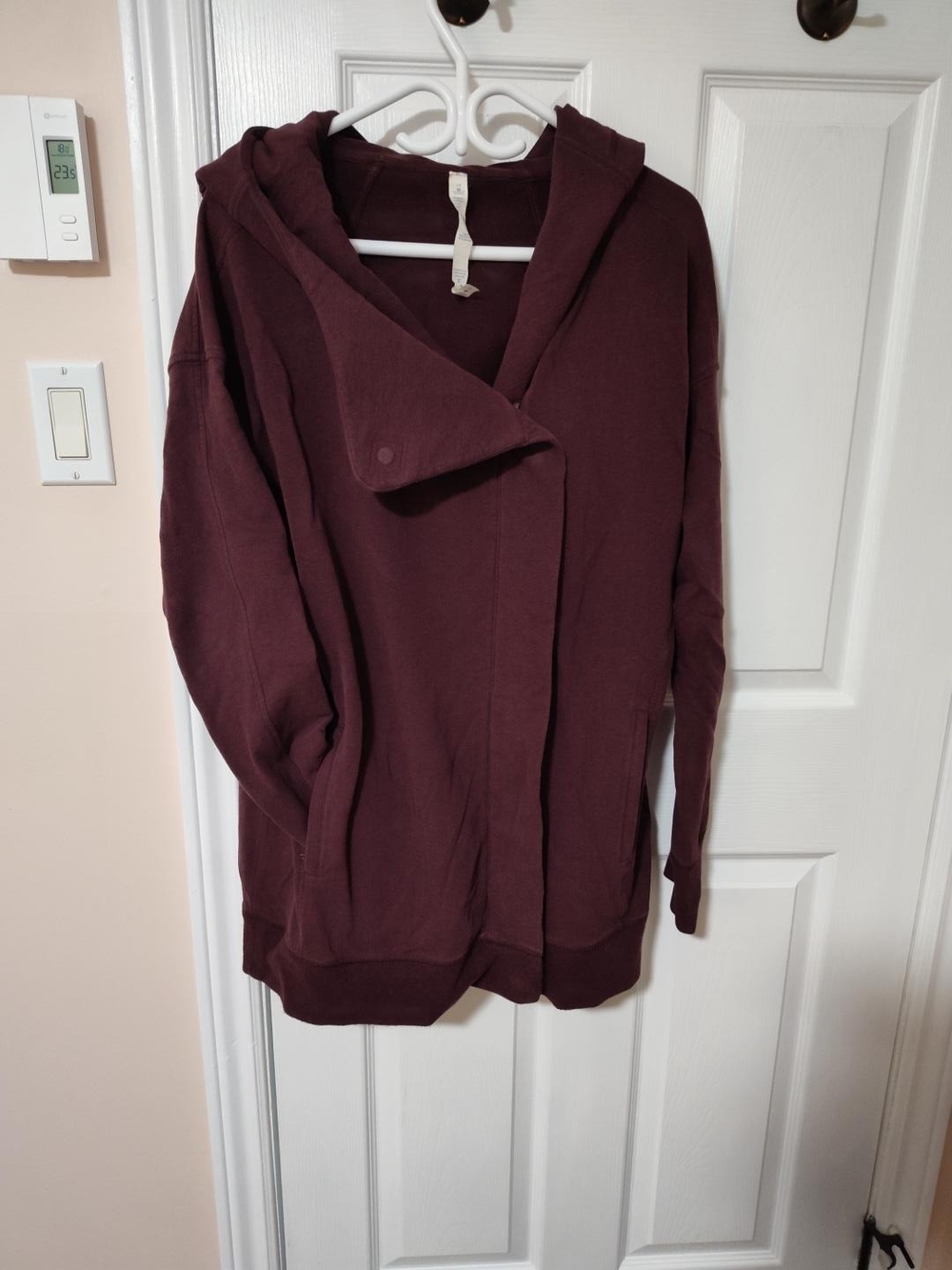 Lululemon Long Wrap Front Hooded Jacket – Burgundy/Oxblood – Size 10